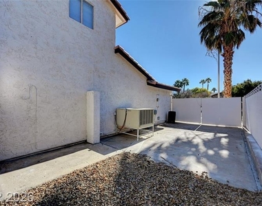 2247 Marlboro Drive - Photo Thumbnail 53