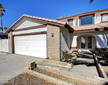 2247 Marlboro Drive - Photo Thumbnail 6