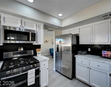 2247 Marlboro Drive - Photo Thumbnail 18