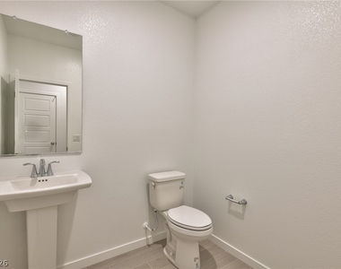 2553 Venetia Pointe Street - Photo Thumbnail 14