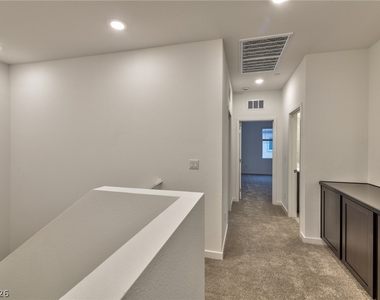 2553 Venetia Pointe Street - Photo Thumbnail 6