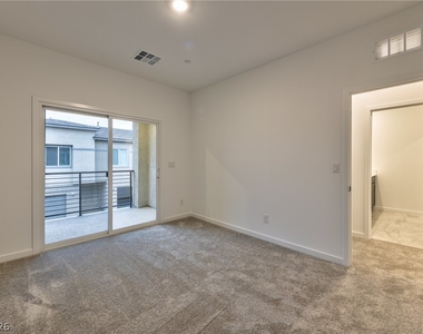 2553 Venetia Pointe Street - Photo Thumbnail 8