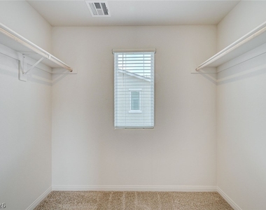 3026 Baltic Green Street - Photo Thumbnail 11