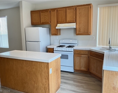 635 Landview Court - Photo Thumbnail 3