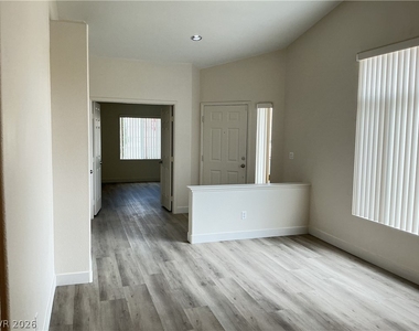 635 Landview Court - Photo Thumbnail 9