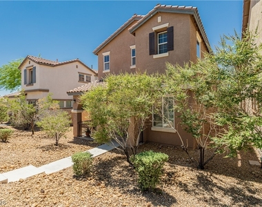 8611 Splendid Leaf Court - Photo Thumbnail 2
