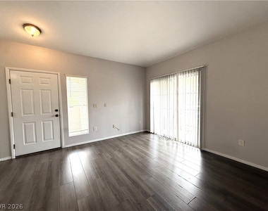 401 Pine Haven Street - Photo Thumbnail 2