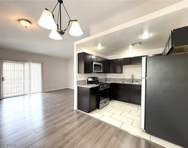 401 Pine Haven Street - Photo Thumbnail 6