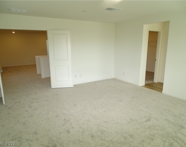 2929 Gallarate Drive - Photo Thumbnail 24