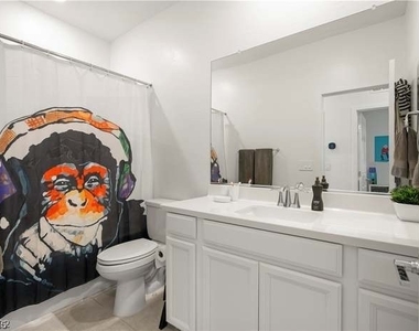 741 Foreign Reef Way - Photo Thumbnail 10