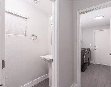 57 Ashby Hills Court - Photo Thumbnail 17