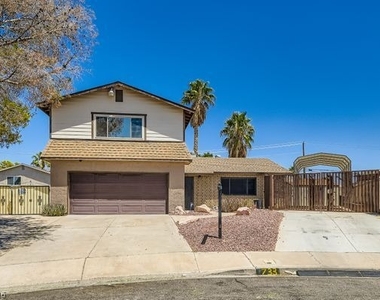 733 Strawberry Place - Photo Thumbnail 1