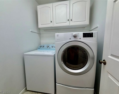3937 Copperhead Hills Street - Photo Thumbnail 8