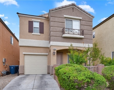 9905 Mustang Creek Way - Photo Thumbnail 1