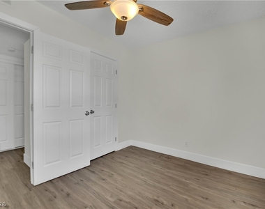 1304 Rexford St. Place - Photo Thumbnail 14