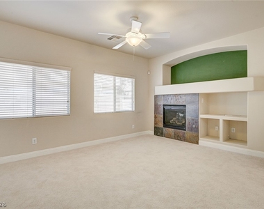 8744 Traveling Breeze Avenue - Photo Thumbnail 11
