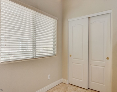 8744 Traveling Breeze Avenue - Photo Thumbnail 26