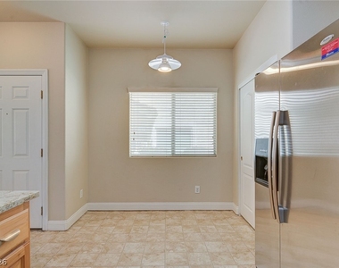 8744 Traveling Breeze Avenue - Photo Thumbnail 16