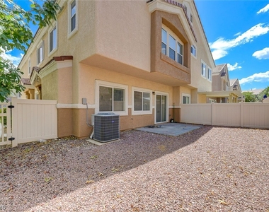 8744 Traveling Breeze Avenue - Photo Thumbnail 41