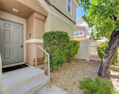 8744 Traveling Breeze Avenue - Photo Thumbnail 5