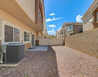 8744 Traveling Breeze Avenue - Photo Thumbnail 42