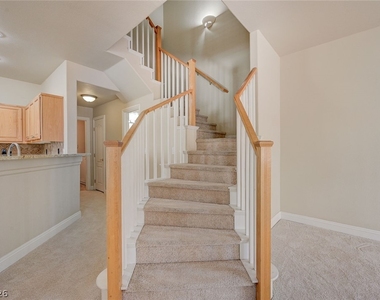 8744 Traveling Breeze Avenue - Photo Thumbnail 18