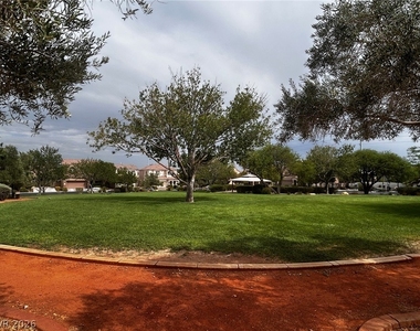 7633 Lani Dawn Street - Photo Thumbnail 3