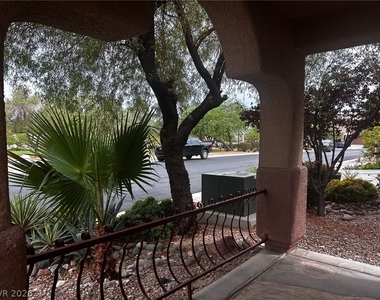 7633 Lani Dawn Street - Photo Thumbnail 1