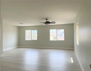 10108 Basalt Hollow Avenue - Photo Thumbnail 23