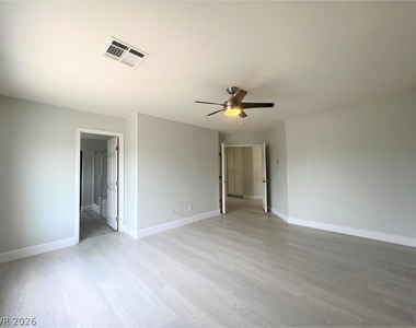 10108 Basalt Hollow Avenue - Photo Thumbnail 32