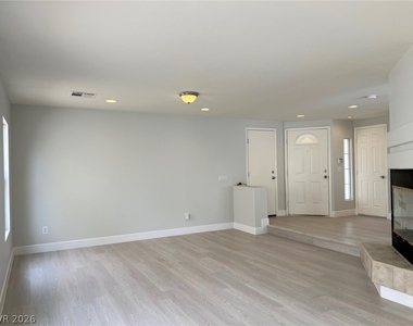 10108 Basalt Hollow Avenue - Photo Thumbnail 16