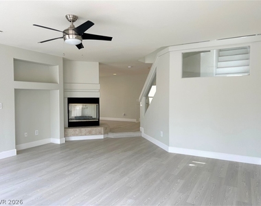 10108 Basalt Hollow Avenue - Photo Thumbnail 6