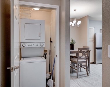 855 N Stephanie Street - Photo Thumbnail 14