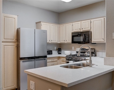 855 N Stephanie Street - Photo Thumbnail 7