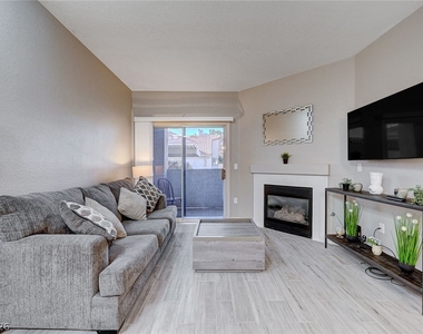 855 N Stephanie Street - Photo Thumbnail 1
