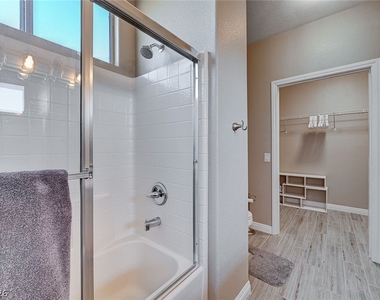 855 N Stephanie Street - Photo Thumbnail 12