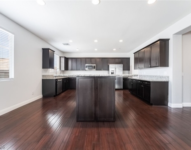 1350 Bear Brook Avenue - Photo Thumbnail 19