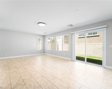 1350 Bear Brook Avenue - Photo Thumbnail 12