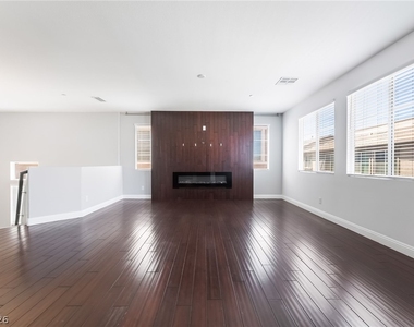 1350 Bear Brook Avenue - Photo Thumbnail 16
