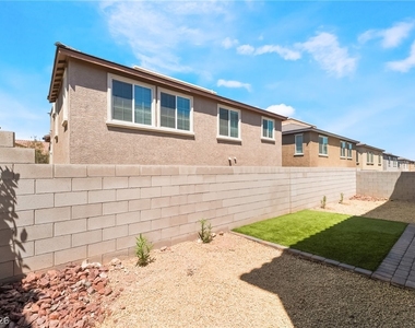1350 Bear Brook Avenue - Photo Thumbnail 4