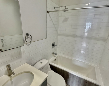 3021 Tilden Avenue - Photo Thumbnail 15
