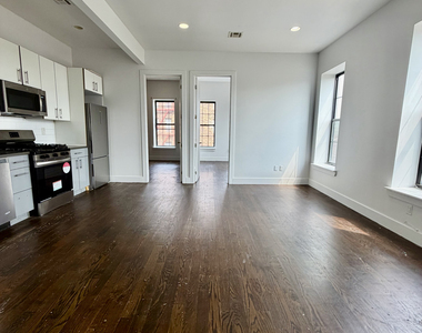 3021 Tilden Avenue - Photo Thumbnail 1