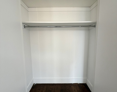 3021 Tilden Avenue - Photo Thumbnail 10