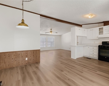 6105 Berthelot Lane - Photo Thumbnail 3