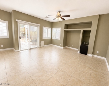 3177 Dusty Moon Avenue - Photo Thumbnail 4