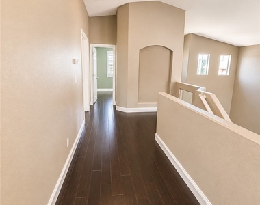 3177 Dusty Moon Avenue - Photo Thumbnail 5