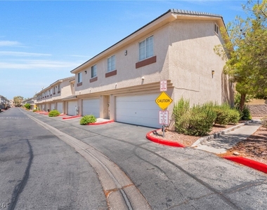 1310 Dusty Creek Street - Photo Thumbnail 15