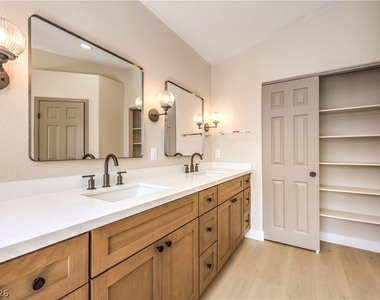 8305 Windrush Avenue - Photo Thumbnail 29