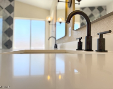 8305 Windrush Avenue - Photo Thumbnail 30