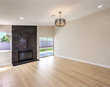 8305 Windrush Avenue - Photo Thumbnail 37
